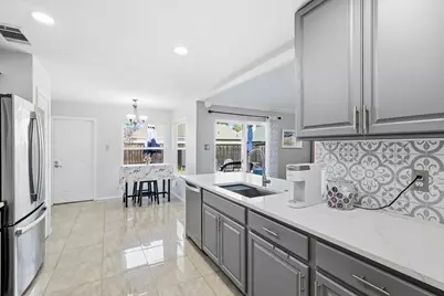 624 Phillips Drive, Coppell, TX 75019 - Photo 11