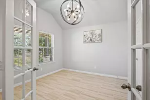 1920 Arroyo Verde Trl, Fort Worth, TX 76131 - Photo 5