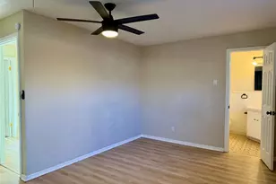 858 E N 11th St, Abilene, TX 79601 - Photo 13