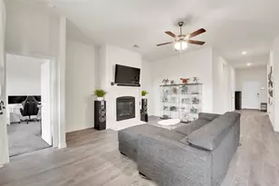 3303 Brady Starr Dr, Aubrey, TX 76227 - Photo 5