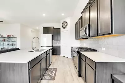 3303 Brady Starr Drive, Aubrey, TX 76227 - Photo 9