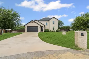 12633 Drexler Pl, Benbrook, TX 76126 - Photo 1