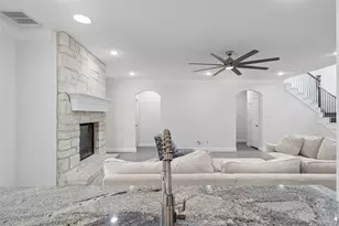 12633 Drexler Pl, Benbrook, TX 76126 - Photo 13