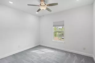 12633 Drexler Pl, Benbrook, TX 76126 - Photo 27