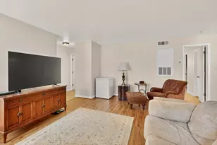5981 Arapaho Rd, Dallas, TX 75248 - Photo 13