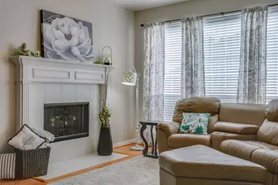 7906 Marquett Drive, Rowlett, TX 75089 - Photo 9