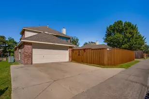 7906 Marquett Dr, Rowlett, TX 75089 - Photo 39