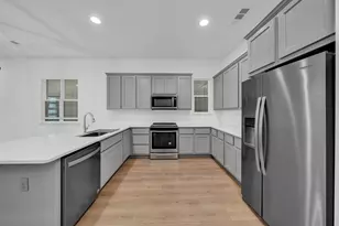 2825 Stanley Ave, Fort Worth, TX 76110 - Photo 5