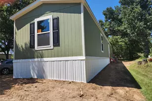 229 Maple Valley St, Gun Barrel City, TX 75156 - Photo 3