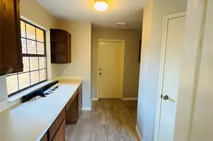 1226 Stonewall St, Garland, TX 75043 - Photo 9