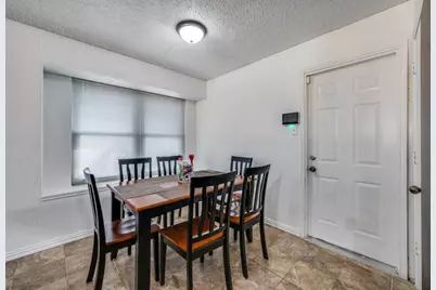 2418 Slaton Drive, Grand Prairie, TX 75052 - Photo 9