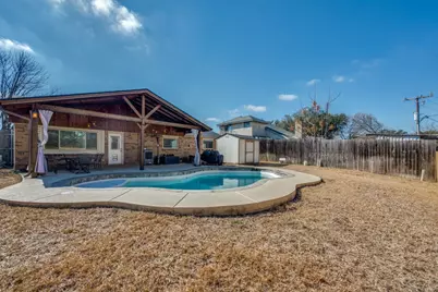 2418 Slaton Drive, Grand Prairie, TX 75052 - Photo 19