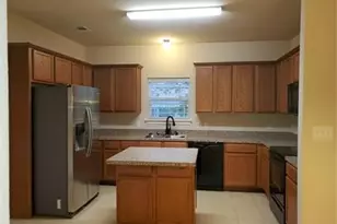 214 N Ricketts St, Sherman, TX 75092 - Photo 5