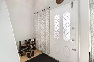 617 Towne House Ln, Richardson, TX 75081 - Photo 3