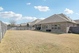 813 Boardwalk Wy, Little Elm, TX 76227 - Photo 33