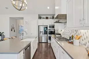 813 Boardwalk Wy, Aubrey, TX 76227 - Photo 15