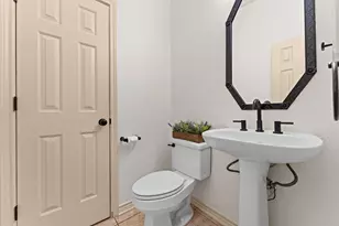 2001 Fleming Dr, McKinney, TX 75072 - Photo 13