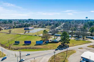 1520 NE 20th & 25 Th, Paris, TX 75460 - Photo 1