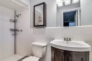 2406 Ridgecrest Dr, Garland, TX 75041 - Photo 21