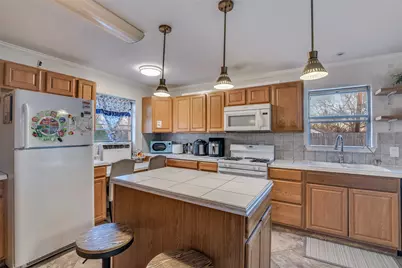 2406 Ridgecrest Drive, Garland, TX 75041 - Photo 17