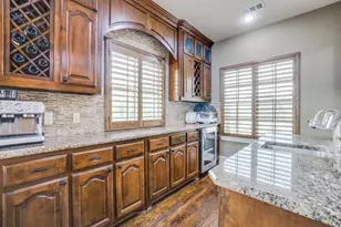 2624 Grail Maiden Ct, Lewisville, TX 75056 - Photo 13