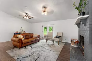 524 Park Ln, Mount Vernon, TX 75457 - Photo 5