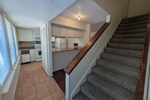 8560 Park Ln, Dallas, TX 75231 - Photo 13