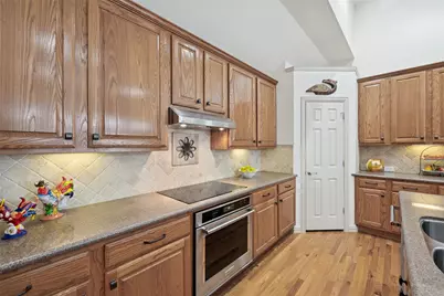 3801 Fairfax Drive, Bedford, TX 76021 - Photo 17