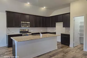 126 Creekside Dr, Sanger, TX 76266 - Photo 7