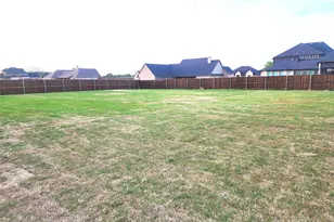 144 Shawnee Trl, Pottsboro, TX 75076 - Photo 3