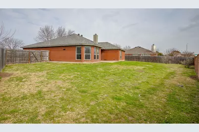 951 Naomi Court, Burleson, TX 76028 - Photo 37
