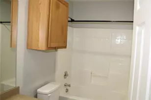 421 Myers Cir, Dallas, TX 75217 - Photo 7