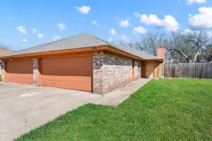 6628 Parkview Ln, North Richland Hills, TX 76182 - Photo 7