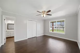 404 S 4th St, Crandall, TX 75114 - Photo 9