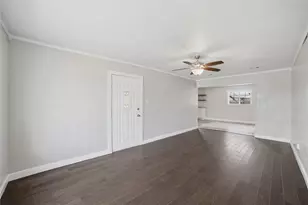 404 S 4th St, Crandall, TX 75114 - Photo 3