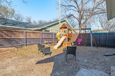 818 W Richmond Avenue, Fort Worth, TX 76110 - Photo 27