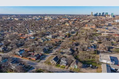 818 W Richmond Avenue, Fort Worth, TX 76110 - Photo 31