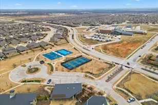 2933 Pinecrest Dr, Aubrey, TX 76227 - Photo 37