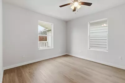 404 S Murray Street, McKinney, TX 75069 - Photo 11