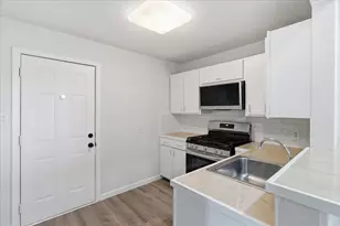 404 S Murray St, McKinney, TX 75069 - Photo 23