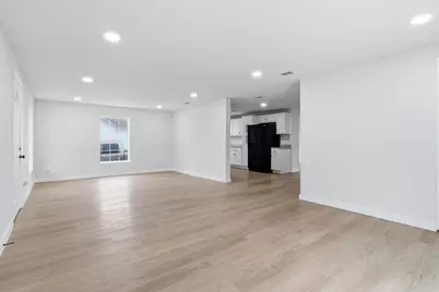 404 S Murray Street, McKinney, TX 75069 - Photo 3