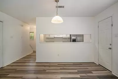 2621 Lee Avenue #B, Fort Worth, TX 76164 - Photo 5