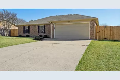 7020 Green Ridge Trail, North Richland Hills, TX 76182 - Photo 3