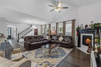 1330 Viridian Park Lane, Arlington, TX 76005 - Photo 11