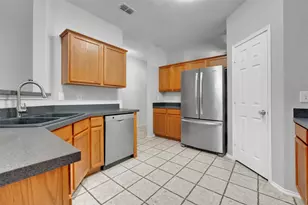 2936 Prairie Oak Blvd, Grand Prairie, TX 75052 - Photo 7