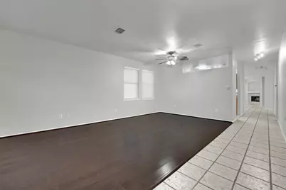 2936 Prairie Oak Boulevard, Grand Prairie, TX 75052 - Photo 3