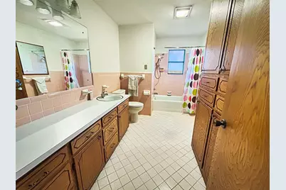 903 N Hoover Avenue, Cameron, TX 76520 - Photo 13