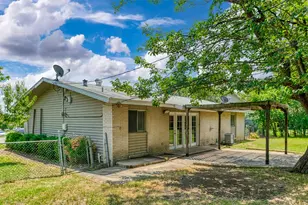 3230 Ridgeview Cir, Irving, TX 75062 - Photo 19