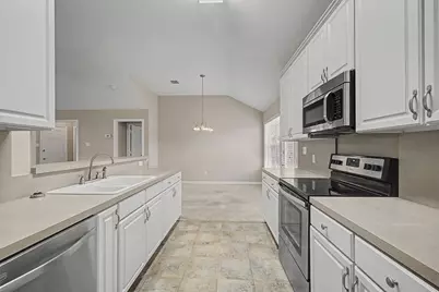 1016 Dawn Court, Granbury, TX 76048 - Photo 9