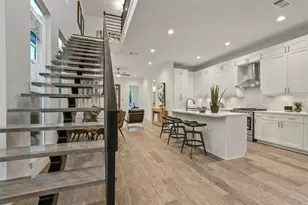 933 W Eighth St, Dallas, TX 75208 - Photo 3